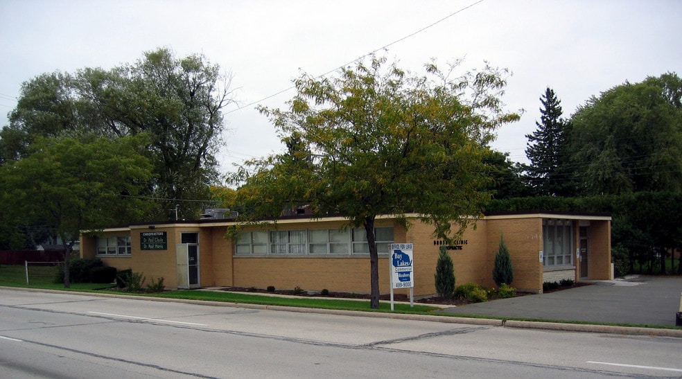 1239 S Military Ave, Green Bay, WI for lease - Building Photo - Image 3 of 4