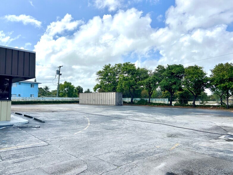3101 N Federal Hwy, Pompano Beach, FL à vendre - Photo du bâtiment - Image 2 de 31