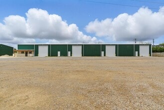 120 W Scenic Trl, Weatherford, TX for lease Building Photo- Image 2 of 26