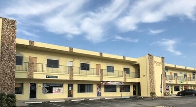 3809-3847 N Andrews Ave, Fort Lauderdale, FL à louer Photo du bâtiment- Image 2 de 4