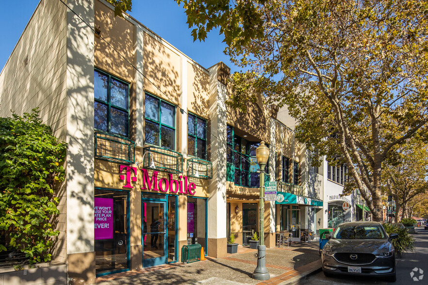 165 University Ave, Palo Alto, CA à vendre - Photo du bâtiment - Image 1 de 1