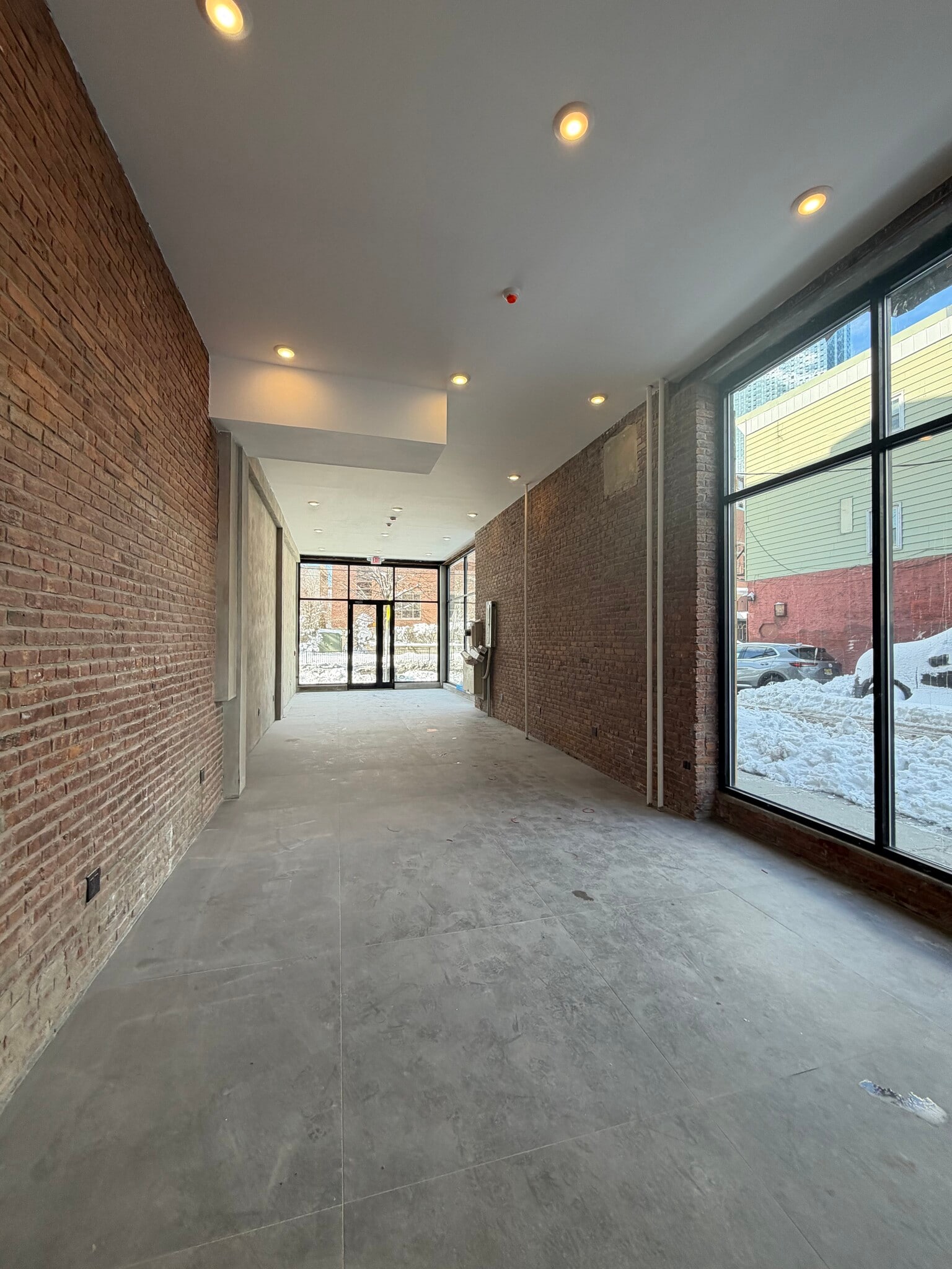 364 Summit Ave, Jersey City, NJ for lease Primary Photo- Image 1 of 20