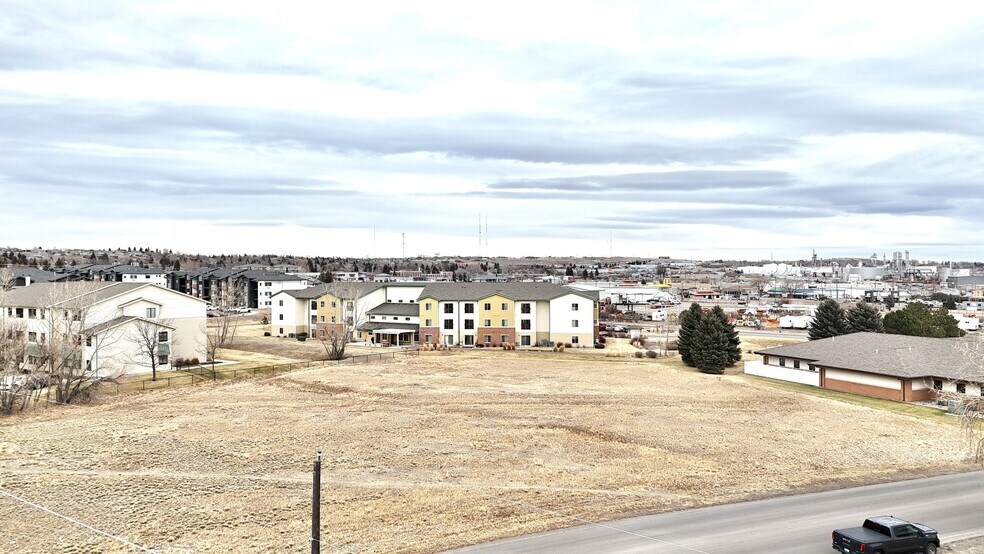 25 16th Avenue NW, Great Falls, MT à vendre - Photo principale - Image 1 de 10