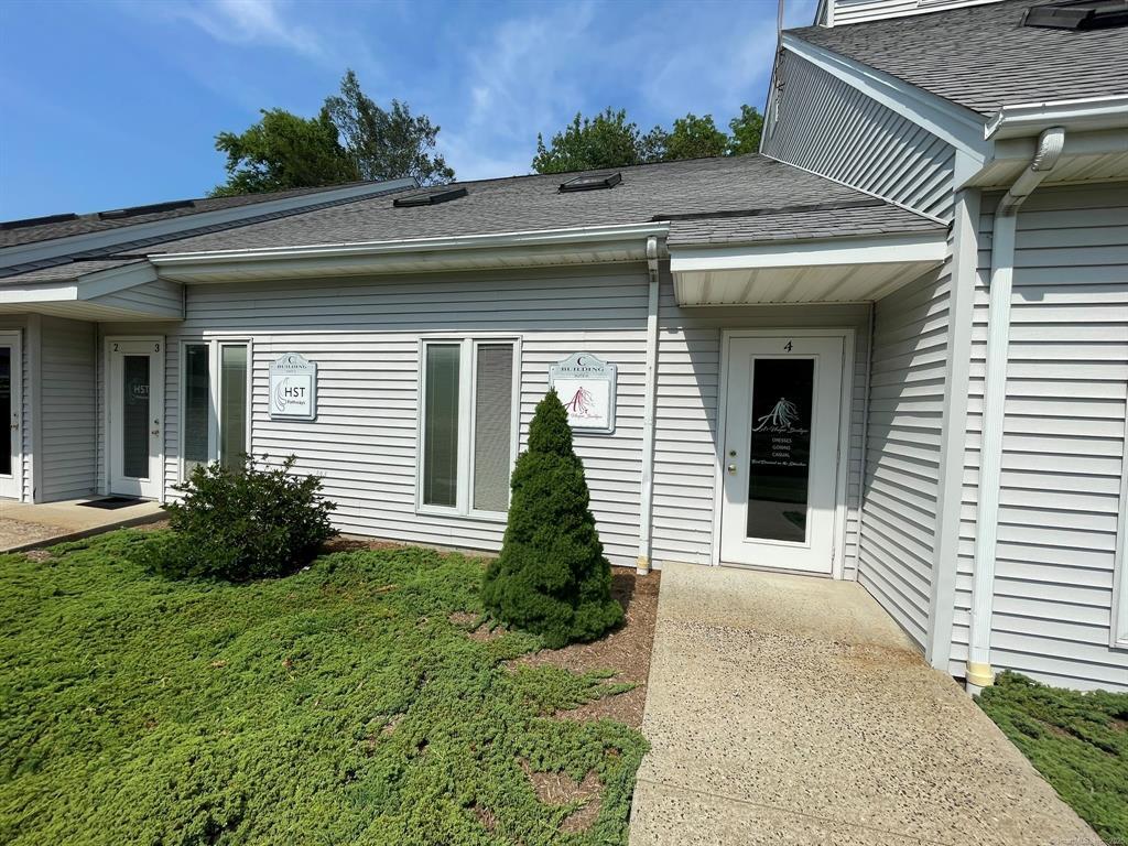 1575 Boston Post Rd, Guilford, CT à louer Photo du bâtiment- Image 1 de 8