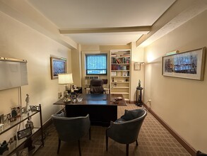 1158 Fifth Ave, New York, NY for lease Interior Photo- Image 2 of 8