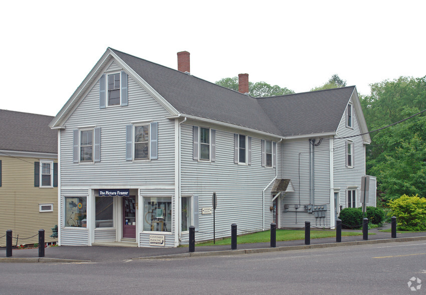 24 Main St, Topsham, ME à vendre - Photo principale - Image 1 de 1