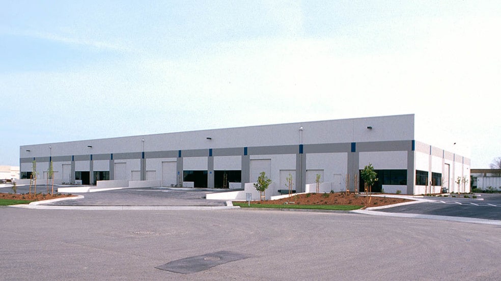 1590 Raley Ct, West Sacramento, CA for lease - Building Photo - Image 2 of 3