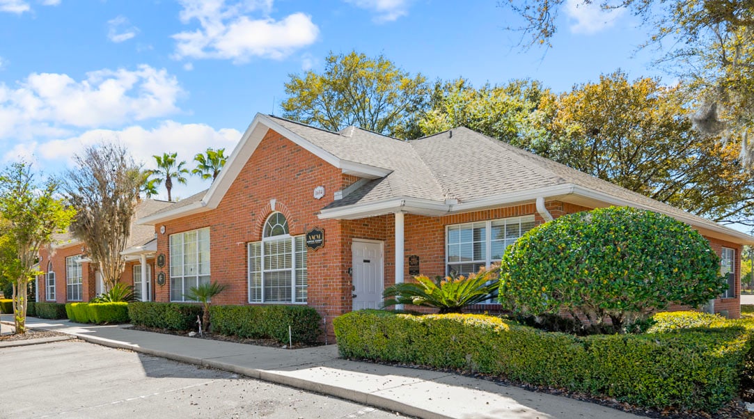 6817 Southpoint Pky, Jacksonville, FL for lease Primary Photo- Image 1 of 42