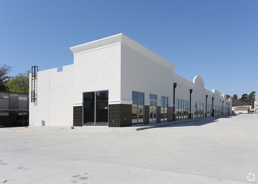 7925 Katy Fwy, Houston, TX for lease - Building Photo - Image 3 of 9