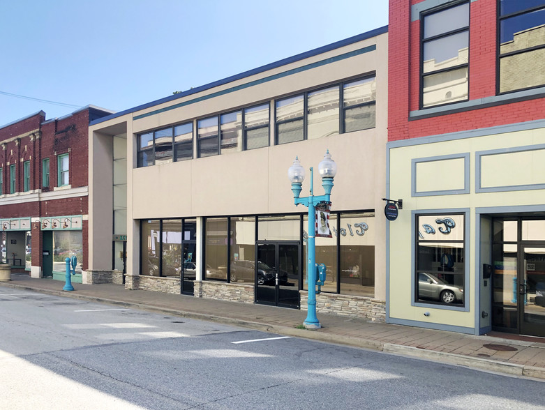 32 E Main St, Carnegie, PA for lease - Building Photo - Image 2 of 3