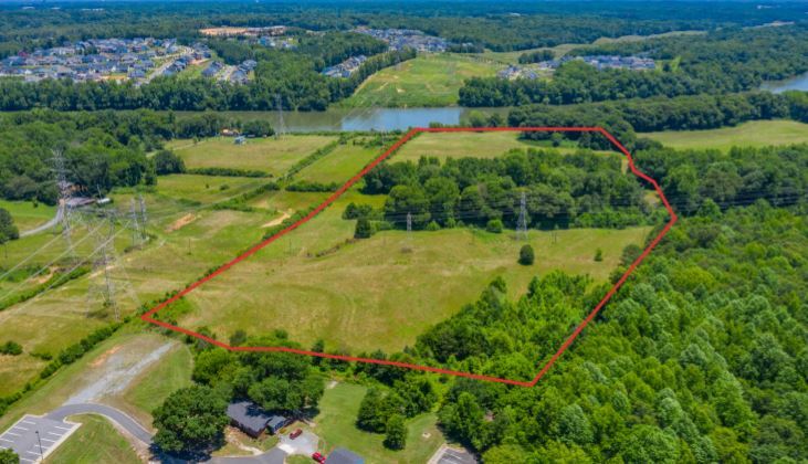 2562 Mt Gallant Rd, Rock Hill, SC for sale Primary Photo- Image 1 of 1