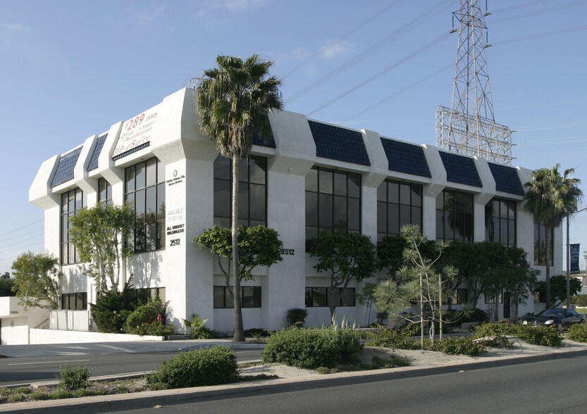 2512 Artesia Blvd, Redondo Beach, CA à louer - Photo du bâtiment - Image 2 de 36