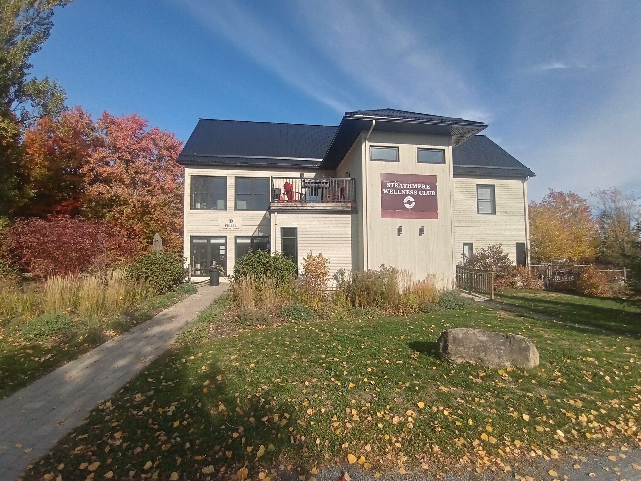 1998-2006 Phelan Rd W, Ottawa, ON for lease Primary Photo- Image 1 of 12