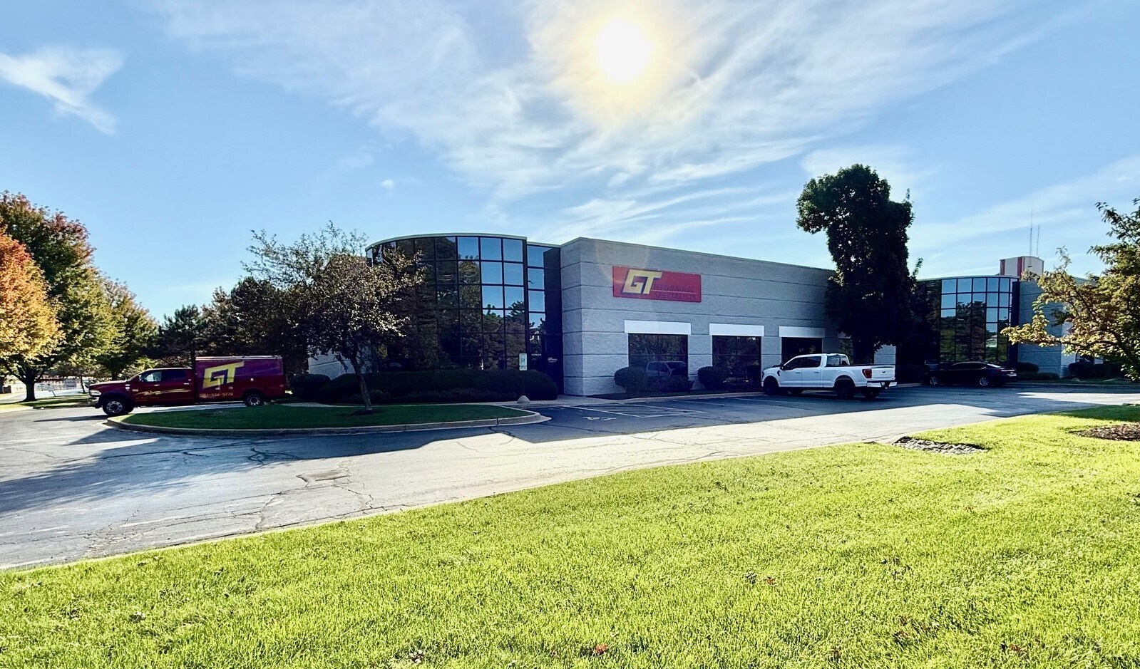 W229N2510 Duplainville Rd, Waukesha, WI for lease Building Photo- Image 1 of 4