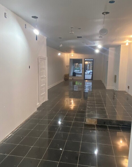 2935 N 22nd St, Philadelphia, PA for lease - Building Photo - Image 2 of 3