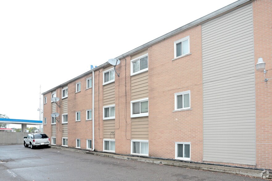 20539-20541 Southfield Fwy, Detroit, MI à vendre - Photo du bâtiment - Image 2 de 20