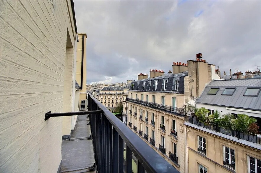 55 Rue Du Faubourg Montmartre, Paris for lease - Building Photo - Image 1 of 17