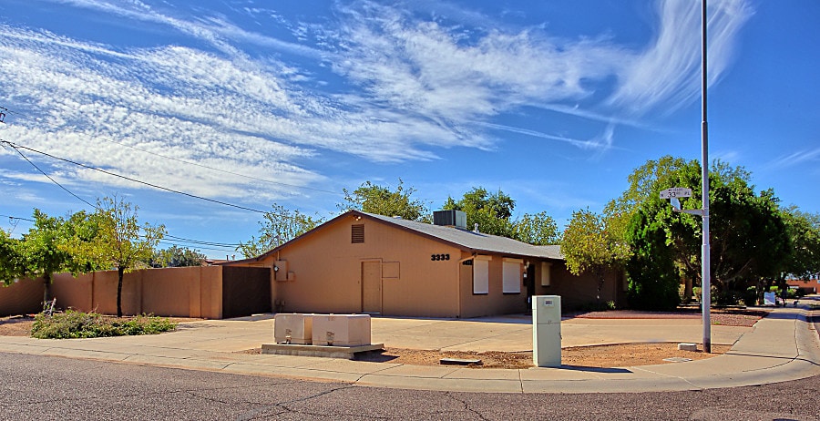 3333 E Thunderbird Rd, Phoenix, AZ à louer Photo principale- Image 1 de 17
