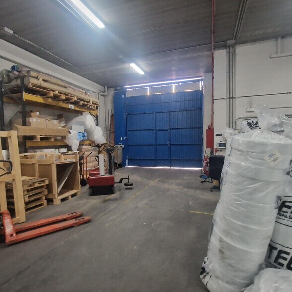 Industrial in Madrid, Madrid for lease - Interior Photo - Image 2 of 17