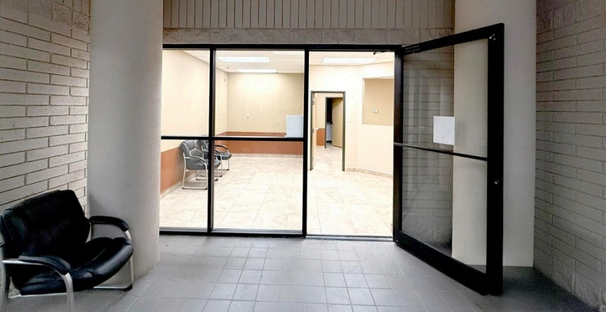 604 W Warner Rd, Chandler, AZ for sale - Interior Photo - Image 3 of 20