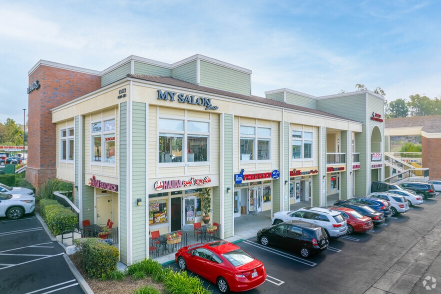 23162-23166 Los Alisos Blvd, Mission Viejo, CA for lease - Primary Photo - Image 2 of 2