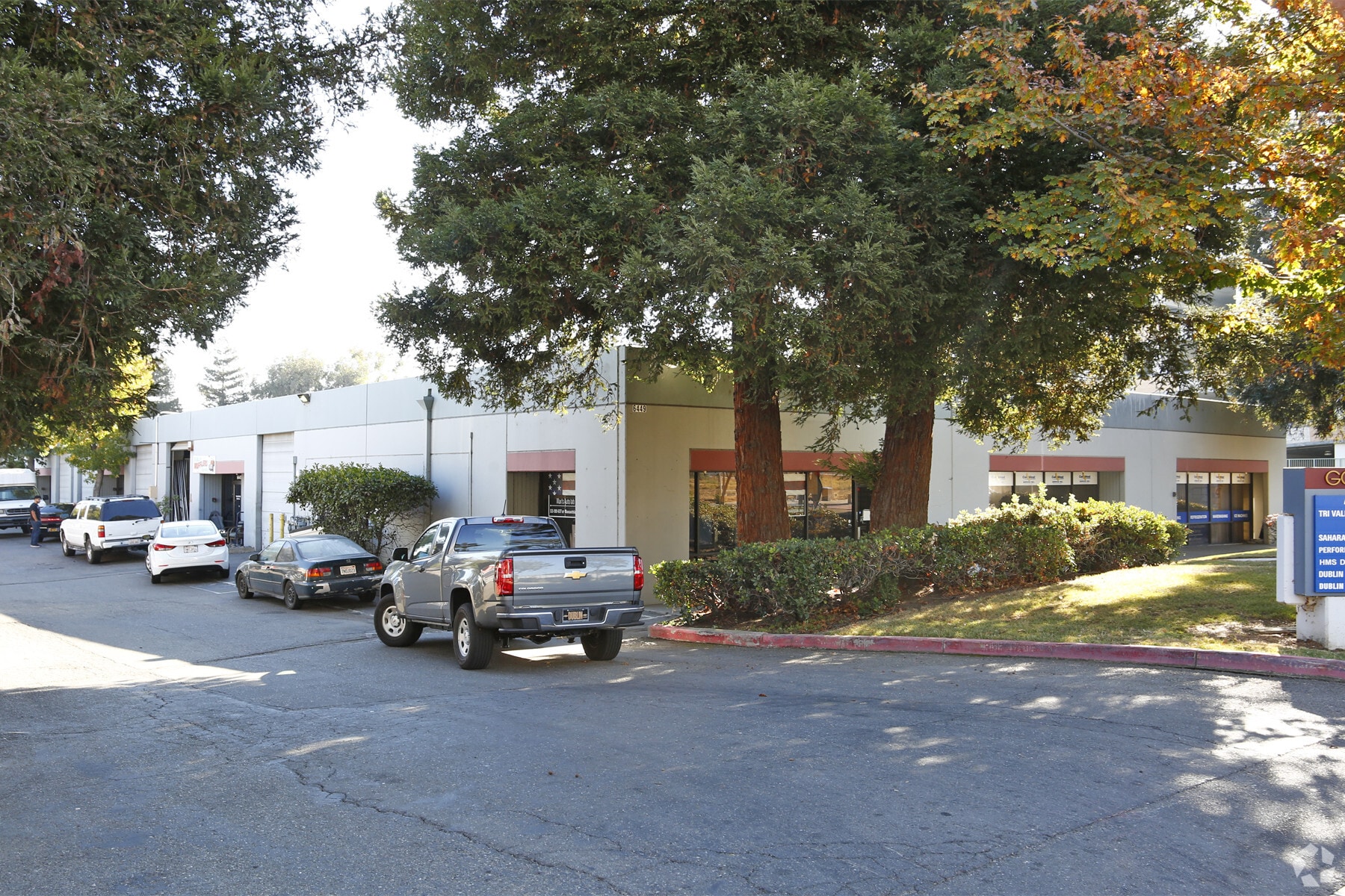 6401-6451 Golden Gate Dr, Dublin, CA à louer Photo principale- Image 1 de 6