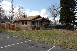 225 SE Vine Ln, Bend, OR à vendre Photo principale- Image 1 de 3