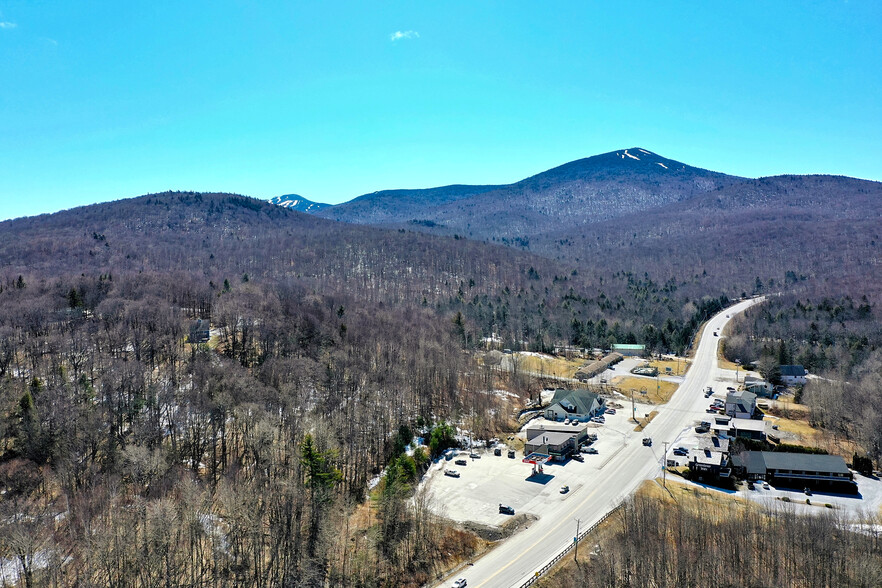 2068 Route 4, Killington, VT à vendre - Photo du bâtiment - Image 1 de 1