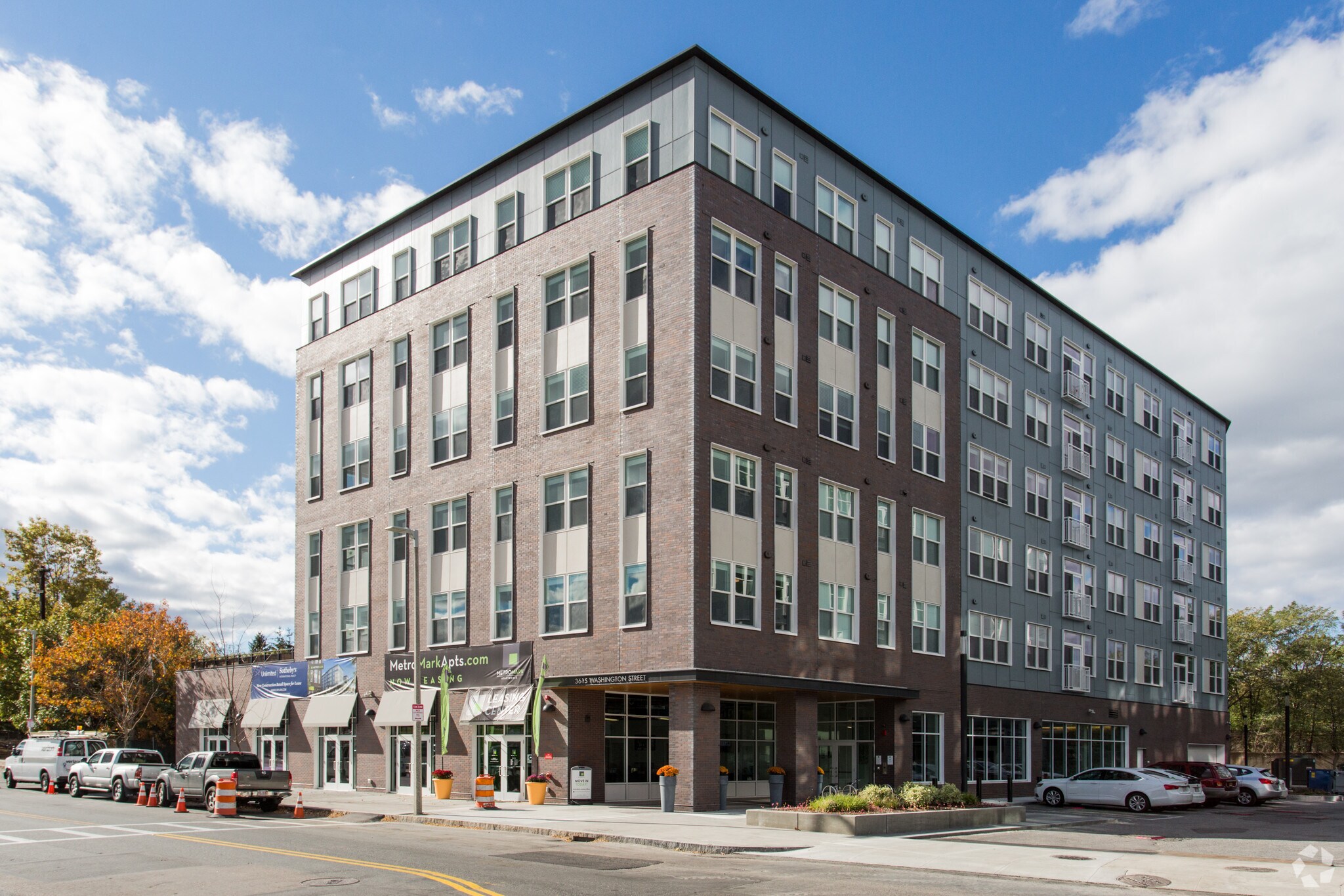 3611-3615 Washington St, Jamaica Plain, MA à louer Photo principale- Image 1 de 151