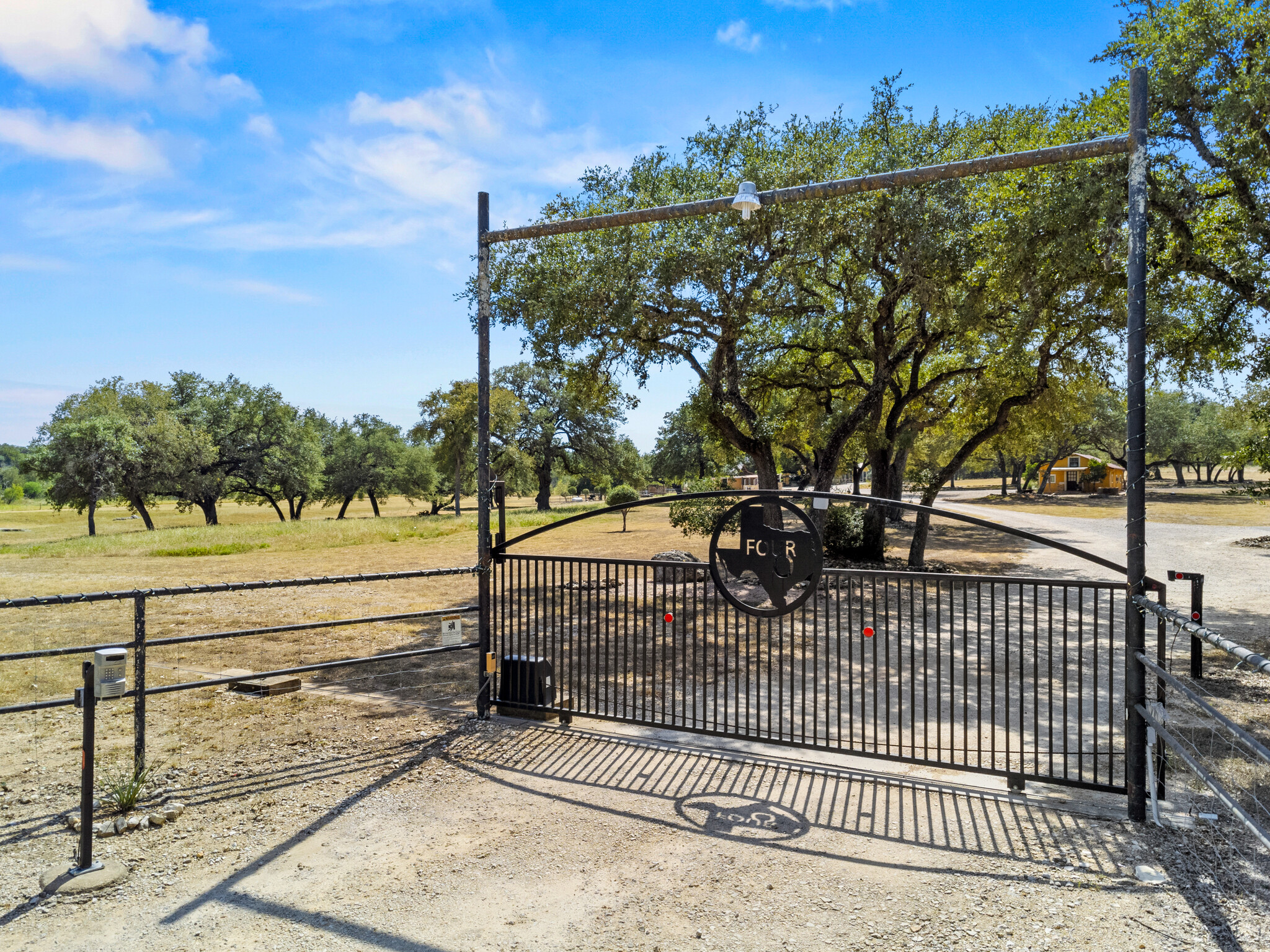 711 W McCarty Ln, San Marcos, TX for sale Primary Photo- Image 1 of 16