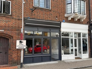 14 Station Rd, Gerrards Cross à louer Photo du bâtiment- Image 1 de 4