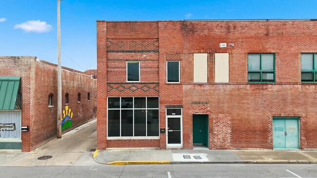 Plus de détails pour 109 Shelby St, Kingsport, TN - Bureau/Commerce de détail à louer