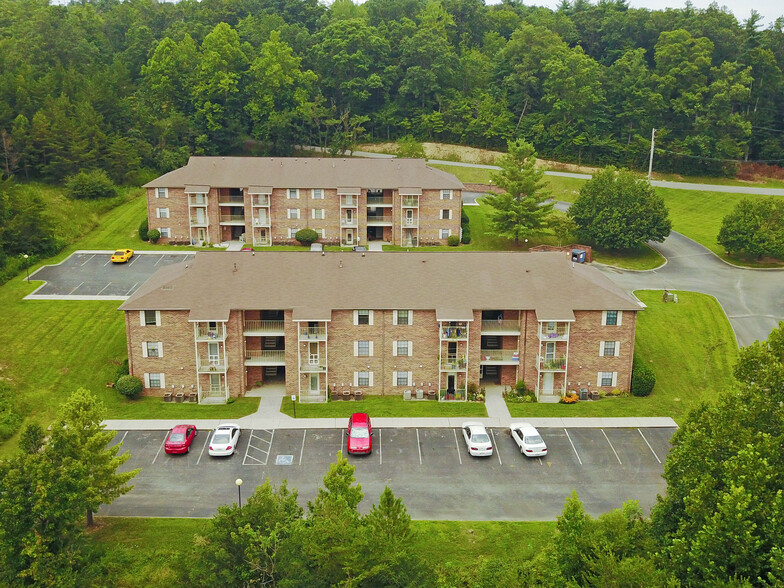 East TN Sect 515 Multifamily Portfolio portfolio of 8 properties for sale on LoopNet.ca - Primary Photo - Image 1 of 5