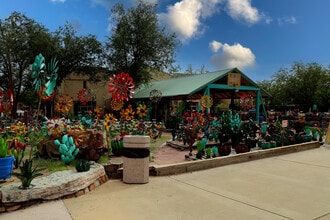 2820 Cerrillos Rd, Santa Fe, NM for lease Interior Photo- Image 1 of 7