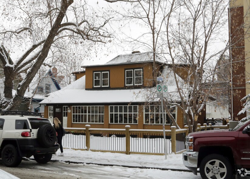505 21st Ave SW, Calgary, AB à louer - Photo du bâtiment - Image 2 de 7