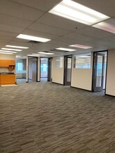 1281 W Georgia St, Vancouver, BC à louer Photo intérieure- Image 1 de 12