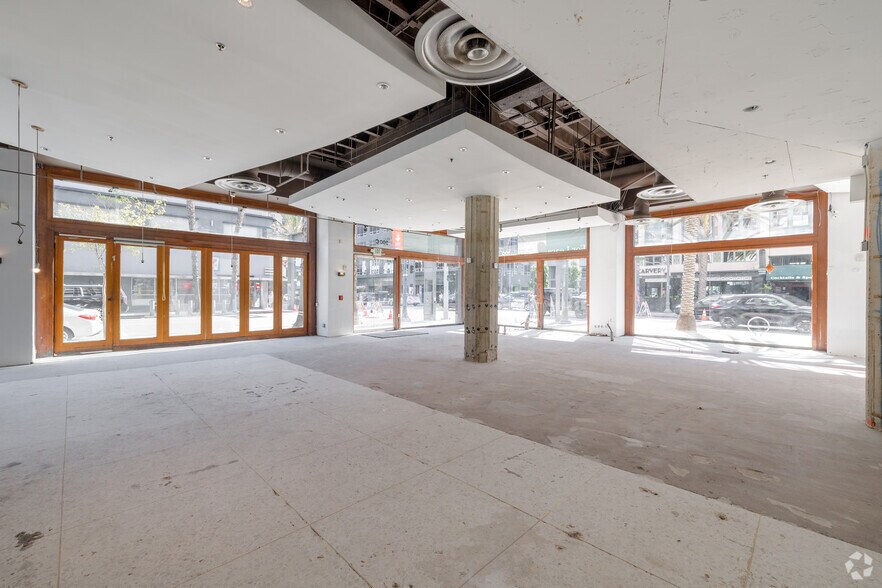 200 Pine Ave, Long Beach, CA à louer - Numérisation 3D de Matterport - Image 2 de 12