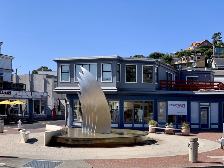 14 Main St, Tiburon, CA for lease - Building Photo - Image 2 of 5