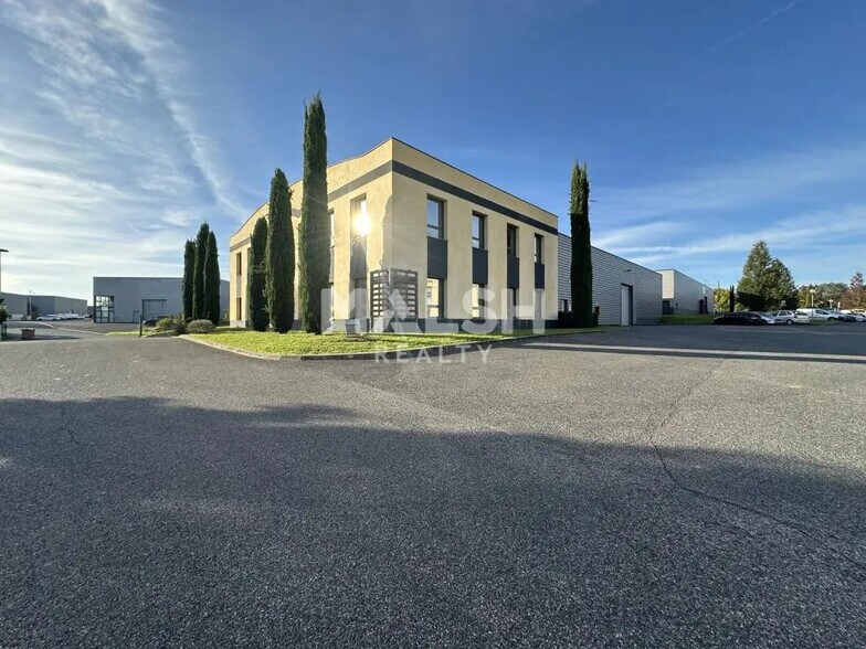 Bureau dans Arnas à louer - Photo du bâtiment - Image 1 de 25