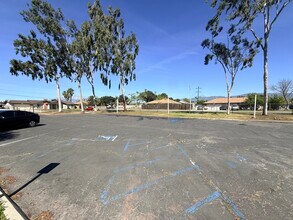 625 N Eucalyptus Ave, Rialto, CA for lease Building Photo- Image 2 of 19