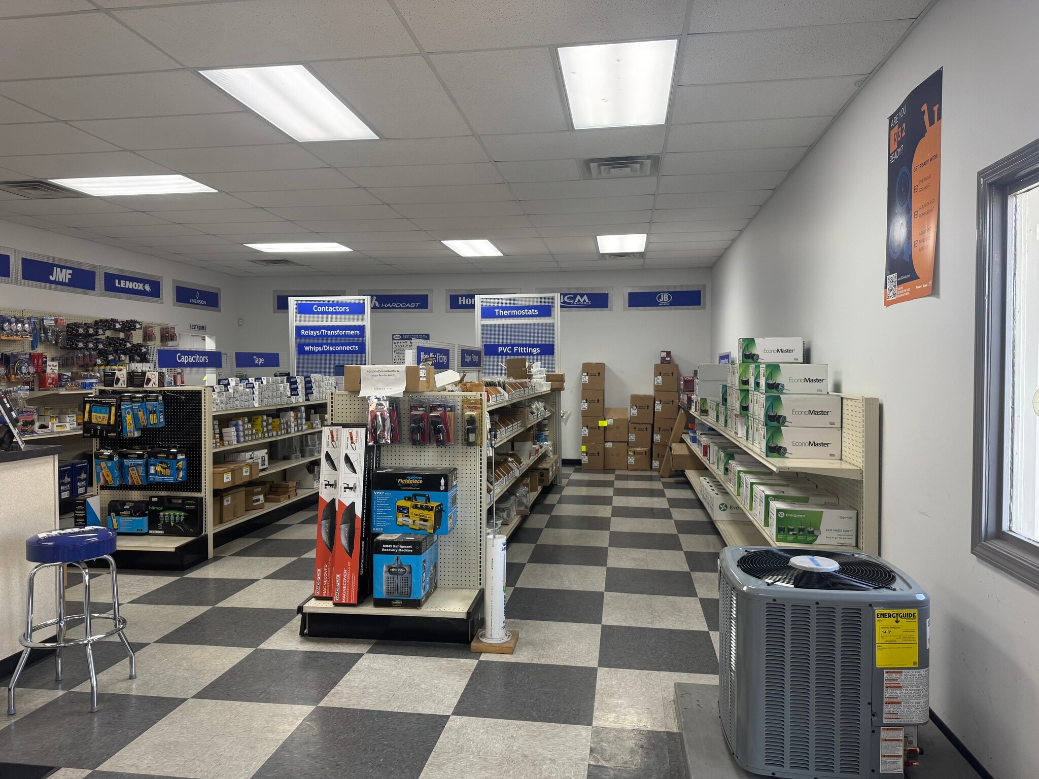 4701 Commercial Dr NW, Huntsville, AL for lease Building Photo- Image 1 of 13