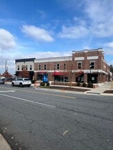 5823 Prosperity Crossing, Charlotte, NC à louer Photo du bâtiment- Image 2 de 21