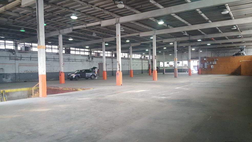 57 Box St, Brooklyn, NY à louer - Photo intérieure - Image 1 de 8