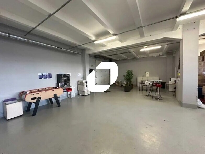 Flex dans Bezons à louer - Photo du bâtiment - Image 1 de 10