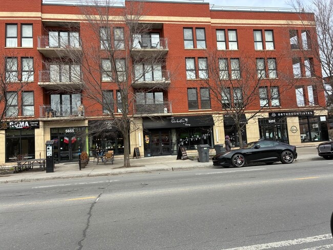 More details for 5855 Sherbrooke Rue O, Montréal, QC - Multifamily for Sale