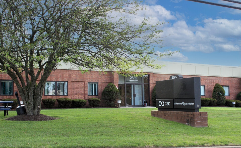 2595 Interstate Dr, Harrisburg, PA for sale - Building Photo - Image 2 of 27