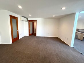 310 E Haley St, Santa Barbara, CA for lease Interior Photo- Image 2 of 15