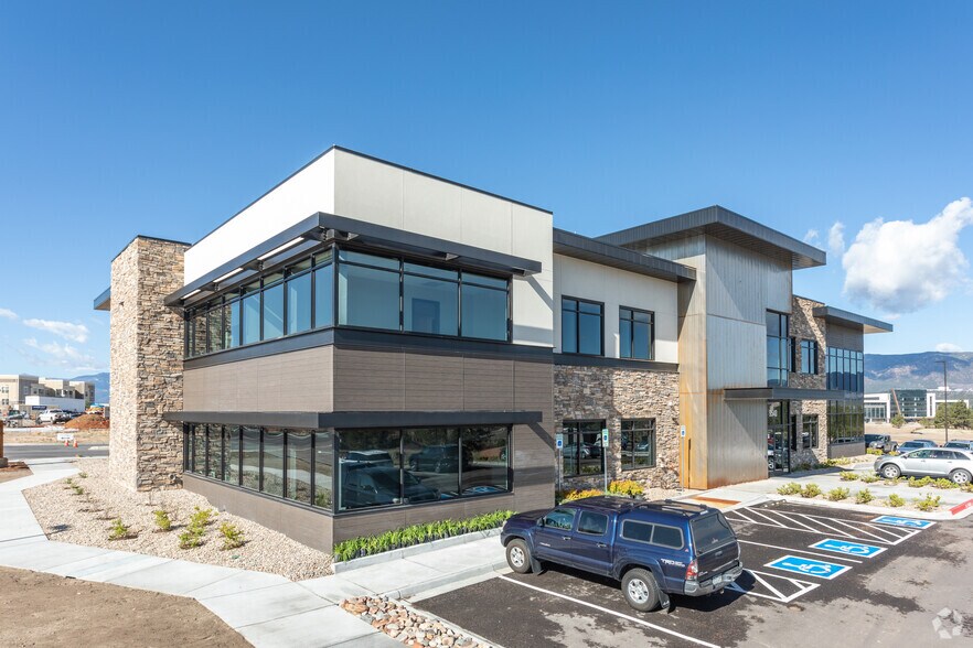 9524-9540 Federal Dr, Colorado Springs, CO for sale - Primary Photo - Image 1 of 8