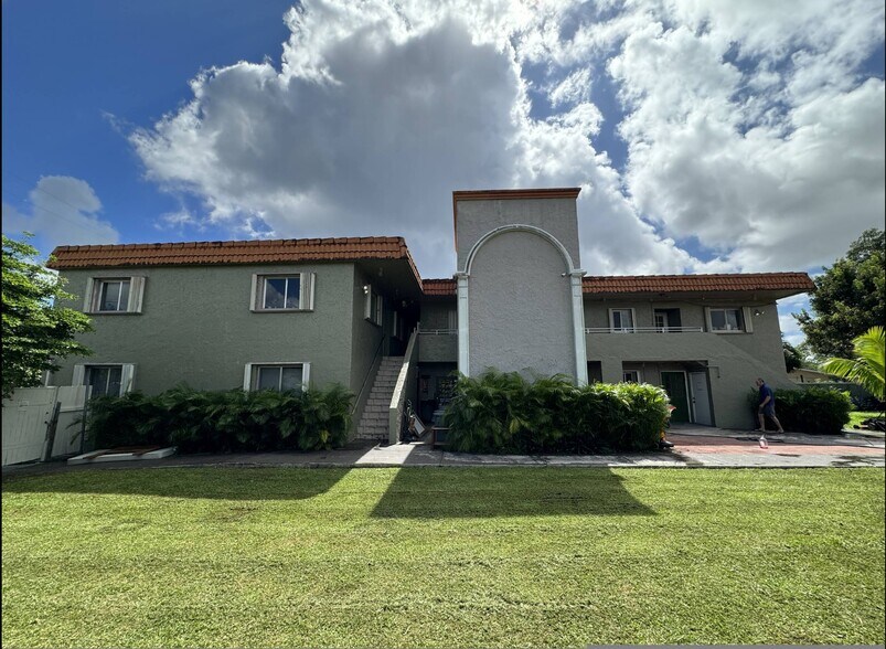 801 SW 10th Dr, Pompano Beach, FL à vendre - Photo du bâtiment - Image 2 de 10