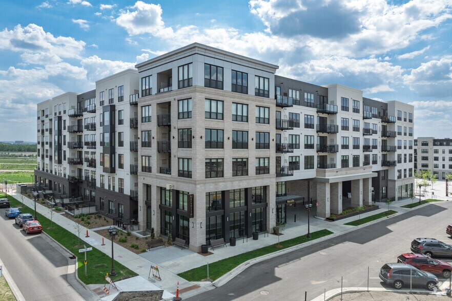 2190 Hillcrest Dr, Saint Paul, MN à louer - Photo du bâtiment - Image 2 de 6